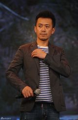 组图：《白发魔女传》录制节目 黄晓明妩媚与范冰冰角色反串