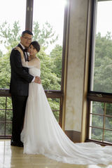 组图：许茹芸婚纱照曝光 透视蕾丝婚纱性感妩媚