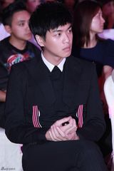 组图：众星出席粉红丝带活动 呼吁关注女性健康(蒋梦婕/黄圣依/张歆艺)