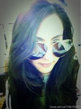 组图：张柏芝微博自拍照 卖萌可爱宛如90后