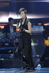 组图：江苏卫视春晚落幕 赵本山助阵F4重聚