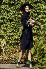 组图：阚清子时尚街拍优雅清新