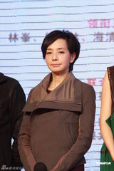 组图：海清加盟《男人如衣服》挑战爱情喜剧