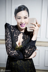 组图：钟丽缇时尚大片野性卖萌风情万种