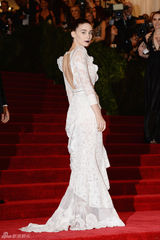 高清图：大都会朋克派对众星个性礼服狂野性感