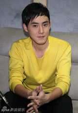 组图：张睿进军歌坛许艺娜煲粥探班