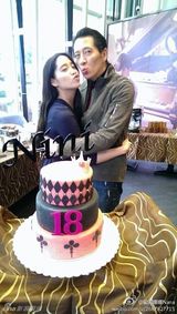 组图：台湾清纯大提琴公主走红 三姐妹秒杀宅男