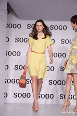 组图：时尚篇春夏服装汇演 张彤吴妍君周莹走秀