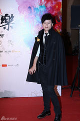 高清：众星闪耀榜中榜 韩庚随性蔡依林镂空透视