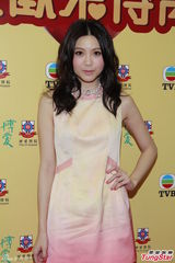 组图：众星助阵TVB慈善 巫启贤为马航乘客祈祷