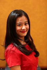 组图：陈永馨受黄渤之邀出席《亲爱的》首映