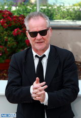 组图：《摩纳哥王妃》发布会 妮可基德曼献飞吻