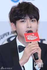 组图：SJ-M(Super Junior-M)出演新综艺 为粉丝当导游包住宿