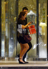 组图：赵宝刚60岁大寿晚宴 王志文姚晨众星到贺