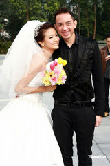 高清：陈国邦迎娶罗敏庄现场洒泪 众无线艺人道贺