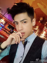 组图：《笙箫默》何以琛赵默笙学生期演员罗云熙吴倩曝光