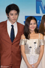 独家：《浪漫满屋》Mike牵Aom情意绵绵