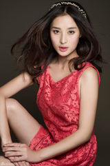 组图：汤晶晶清纯写真 秀发灵动笑容甜美