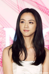 组图：汤唯订婚后首度亮相 与倪妮布兰切特比美