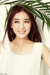 组图：阚清子最新写真曝光 笑容明媚清纯俏丽