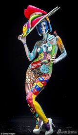 组图：世界人体彩绘节举行 裸体模特造型闪瞎眼