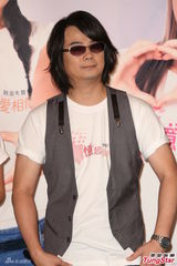 组图：四大歌姬做公益 彭佳慧自嘲健忘被吐槽