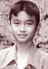 组图：《扫毒》泰国变性毒枭美艳 曝与男友私照