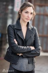 组图：《速度6》曝高清剧照 强森联手女拳王