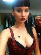 组图：詹妮弗-劳伦斯被曝新裸照 视频尺度大