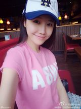 组图：央视美女主播穿谁球衣谁输被称乌贼