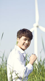 手机壁纸：百变李易峰