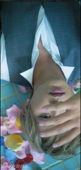 组图：山田凉介杂志写真 银发魅惑秒杀众生