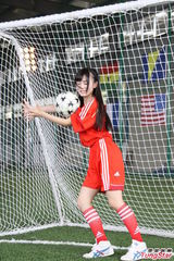 组图：SNH48为世界杯预热 坚信国足定会崛起