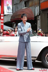 组图：马航事件引恐慌 萧敬腾坦言害怕坐飞机