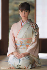 策划：“百变女王”深田恭子cos装可清纯可性感