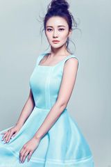 组图：樊蕊最新写真 灵动纯美透出小女人本性