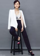 组图：海清简约随性 干练中性突显精致美艳