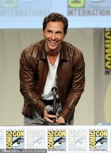 组图：诺兰携麦康纳首赴漫展 宣传《星际穿越》