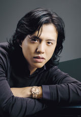 组图：精品传媒时尚盛典 票选非凡之星