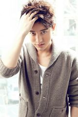 组图：贾乃亮冬日温暖写真 幸福传递正能量