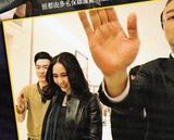 组图：黎姿穿碎花短裙身形未恢复 为保护女儿拒探访