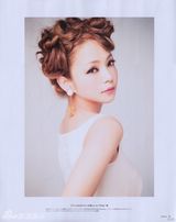 策划:逆生长典范！37岁安室奈美惠仍似17岁少女