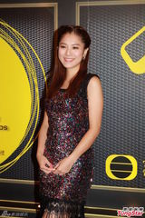 组图：李克勤出席TVB颁奖礼 张慧仪领衔M club