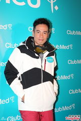 组图：陈豪不清楚TVB裁员 杨洛婷不觉受冷落