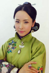 组图：《活色生香》热拍 杨明娜造型温婉