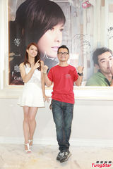 组图：九把刀看上五月天MV女主 《功夫》后结婚