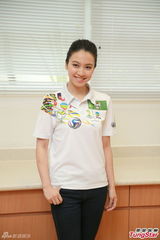 组图：朱千雪否认避马国明绯闻 拒与对方吃饭