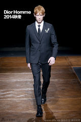 【星装对对碰vol.004】佟大为条纹西装PK周渝民