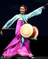 组图：朝鲜国宝级美女聚集地 揭秘万寿台艺术团