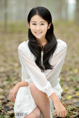 组图：《小菊的春天》深圳开年 颖儿本色出演